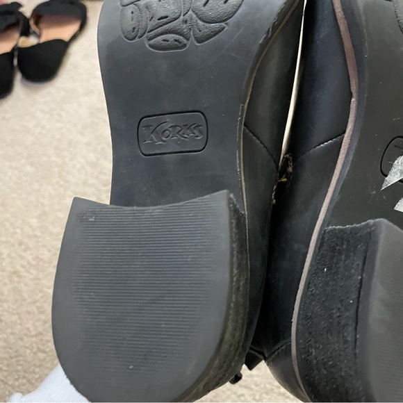 Korks Tea Black Leather Heeled Booties SZ 7.5 - Picture 7 of 9